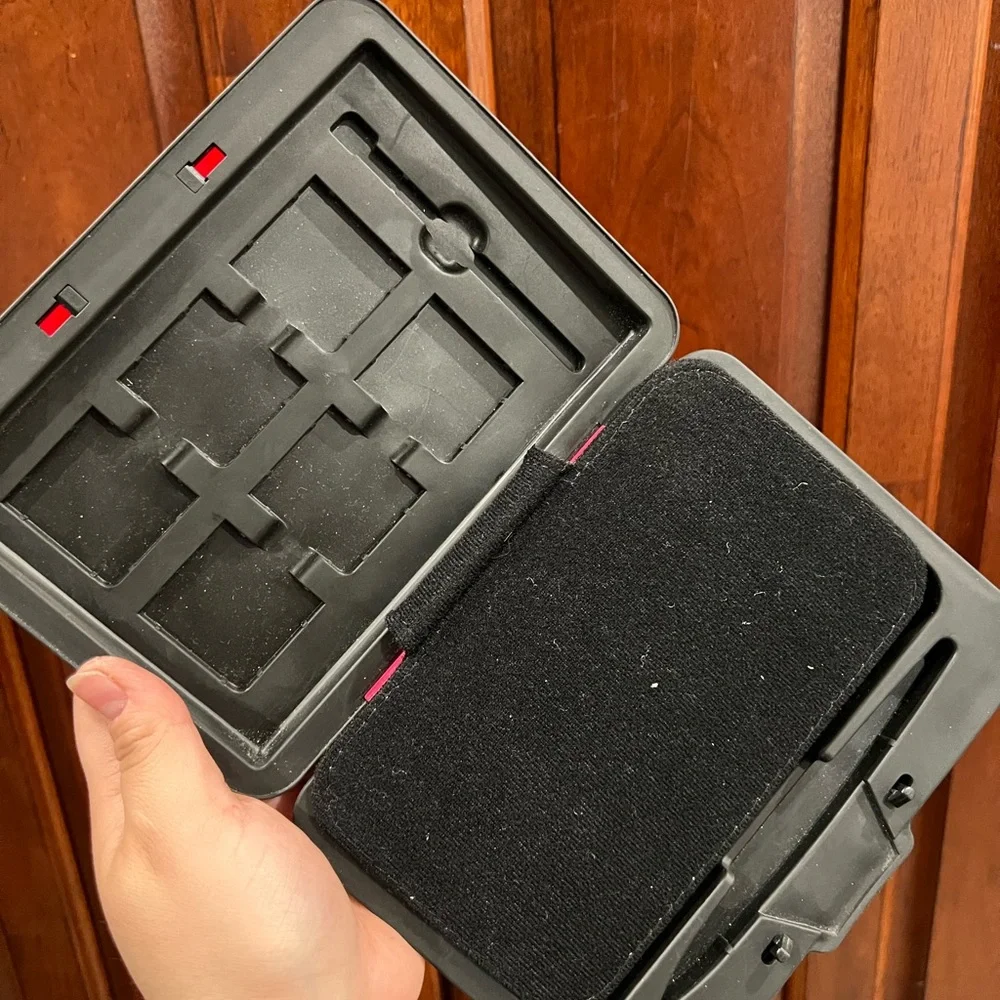 Vintage Pink Hard Nintendo DS Carrying Case